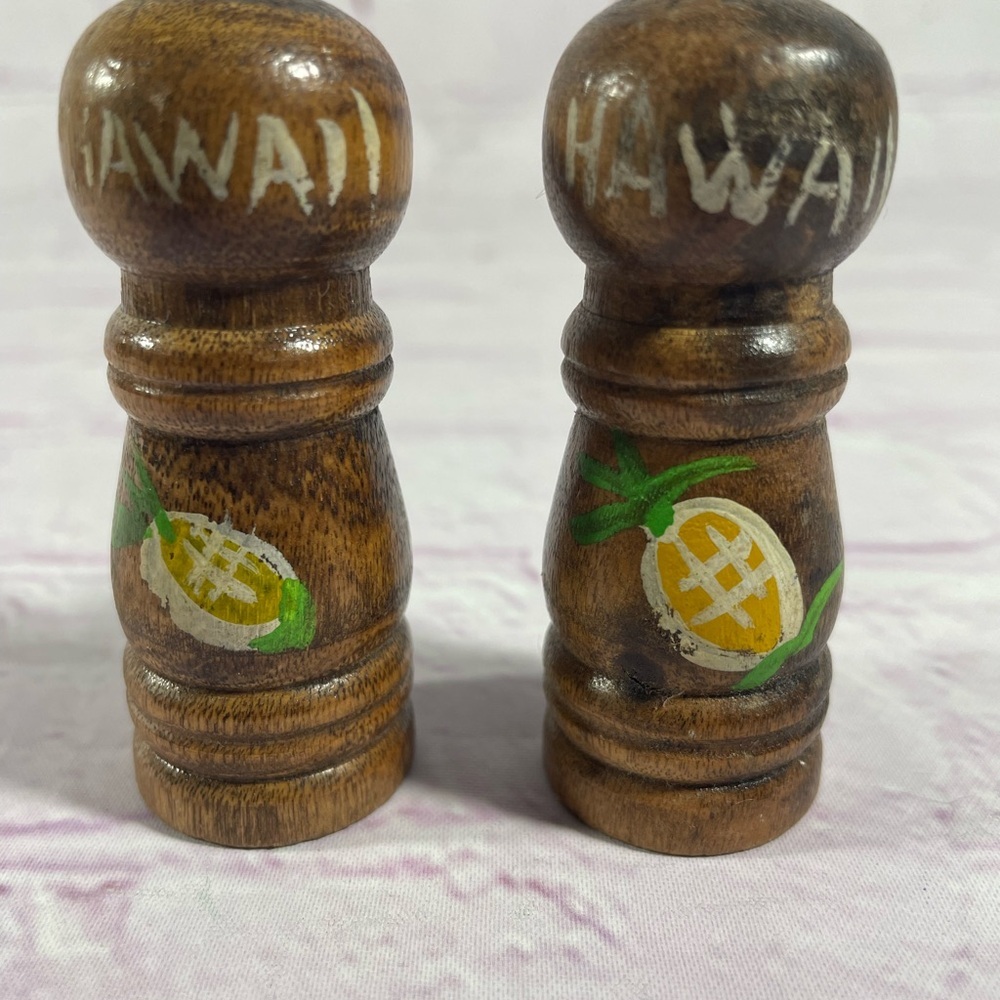 Vintage Hawaii Pineapple Hand Painted Wood Salt and Pepper Shaker Pair
